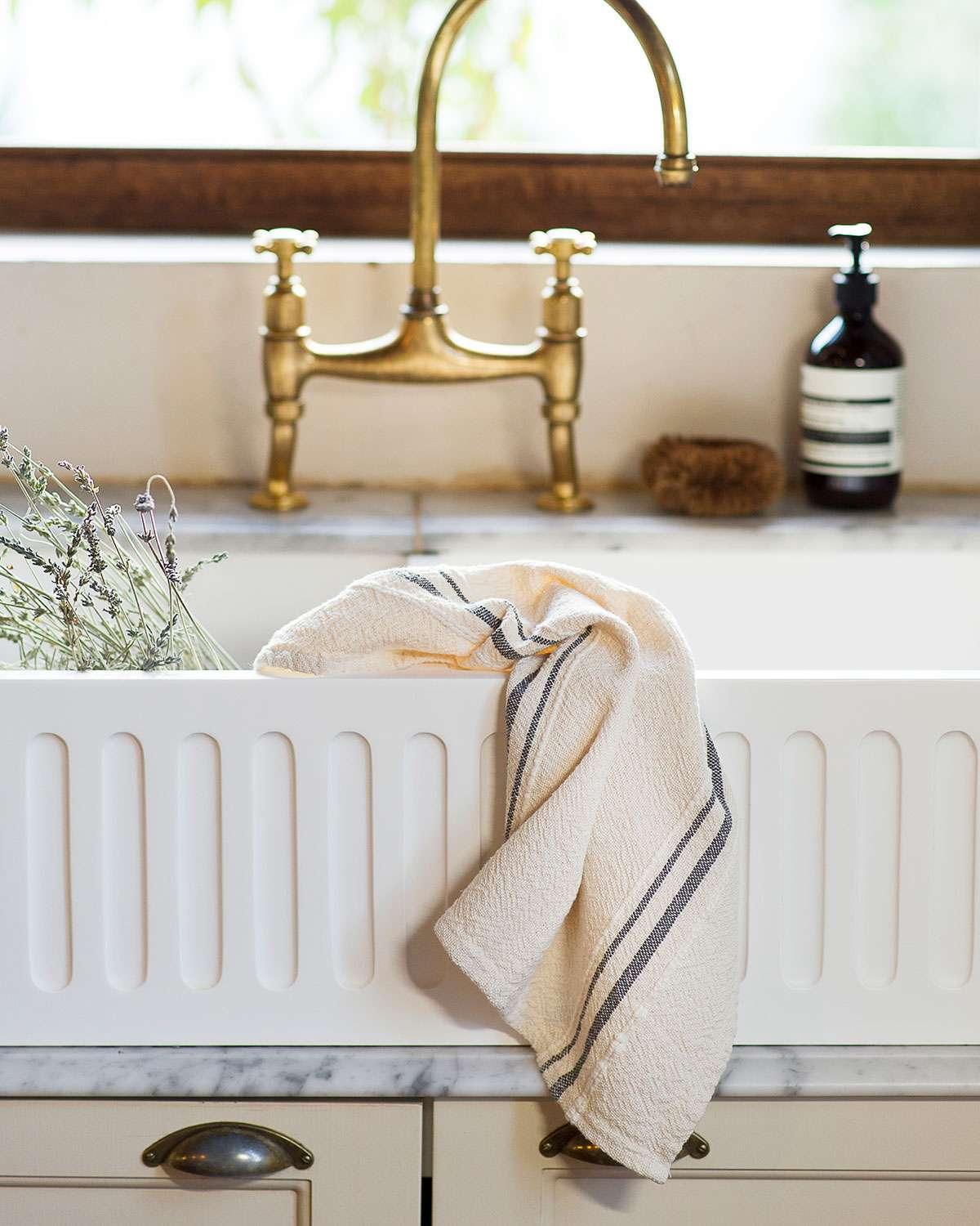 Small Country Towel - Variegated Charcoal