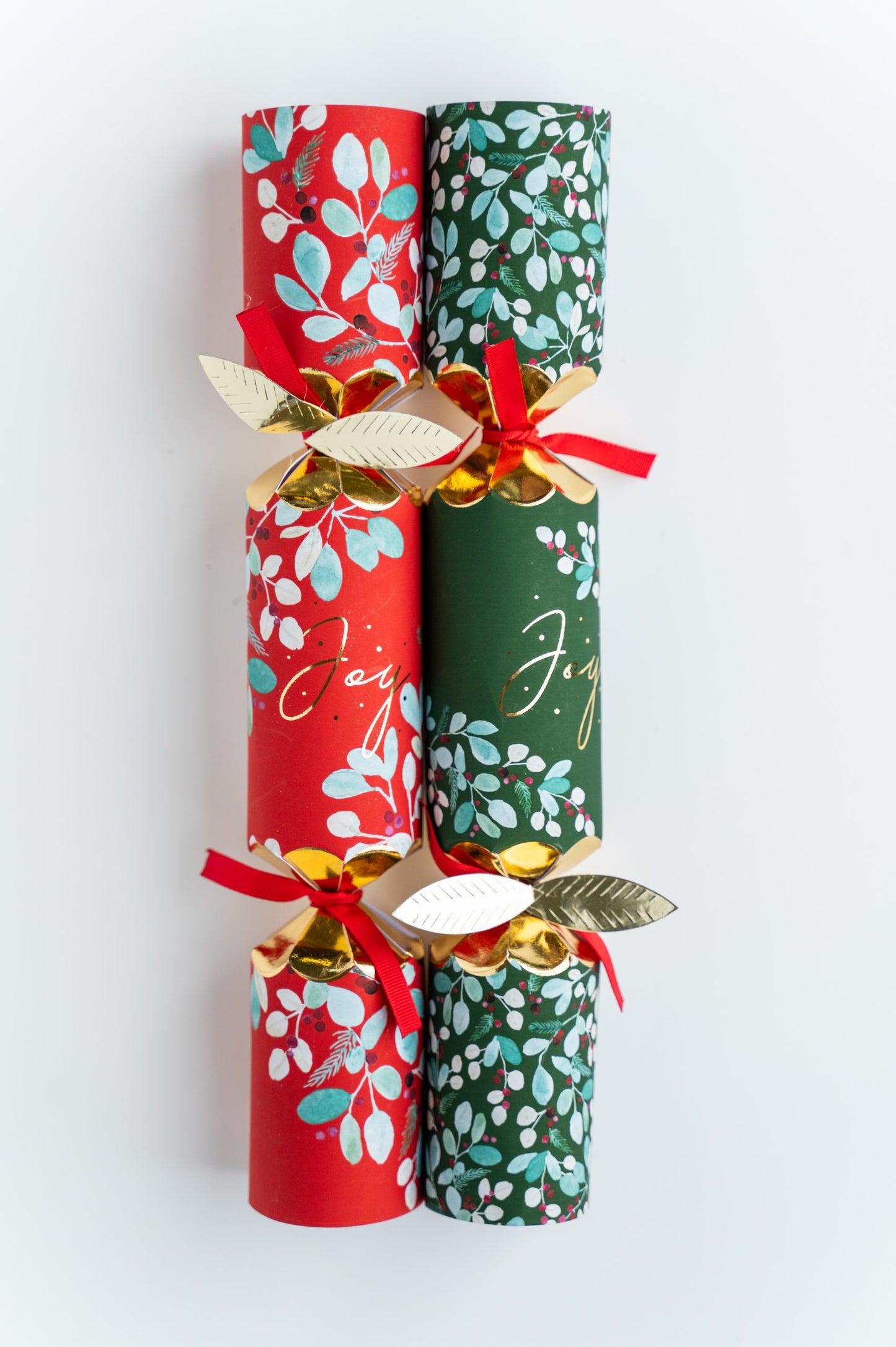 6 Deluxe Christmas Crackers